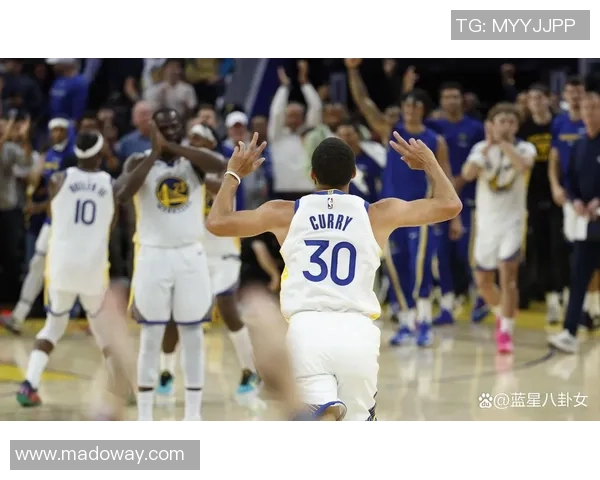 雷霆与爵士激战正酣NBA赛场精彩瞬间回顾与分析 雷霆与爵士激战正酣NBA赛场精彩瞬间回顾与分析