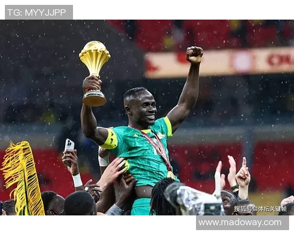 马内的传奇旅程：从塞内加尔小镇到欧洲足球巨星的辉煌历程